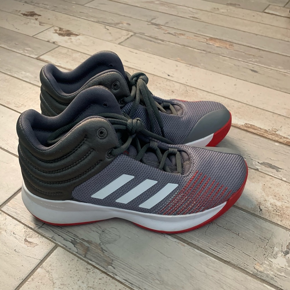 Boys adidas basketball shoes size 4 1/2. Hardly worn, smoke free home